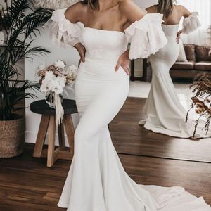 Chic Off-Shoulder White Bridal Gown